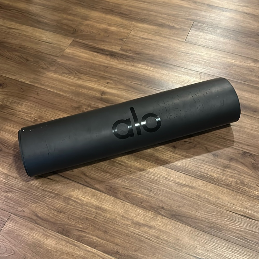 Alo Yoga Warrior Mat - Black